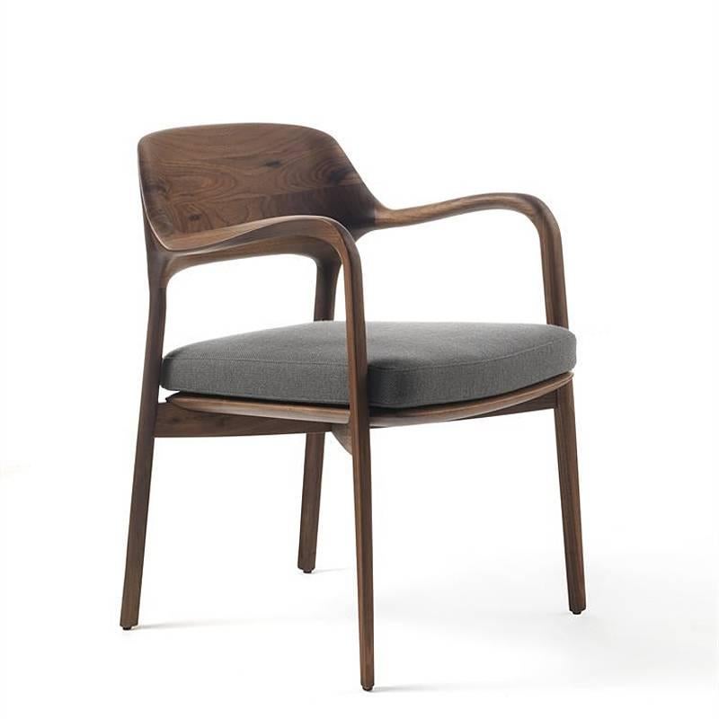 https://a.1stdibscdn.com/linea-armchair-in-solid-walnut-for-sale-picture-4/f_14282/1530274592297/Sans_titre_4_master.jpg