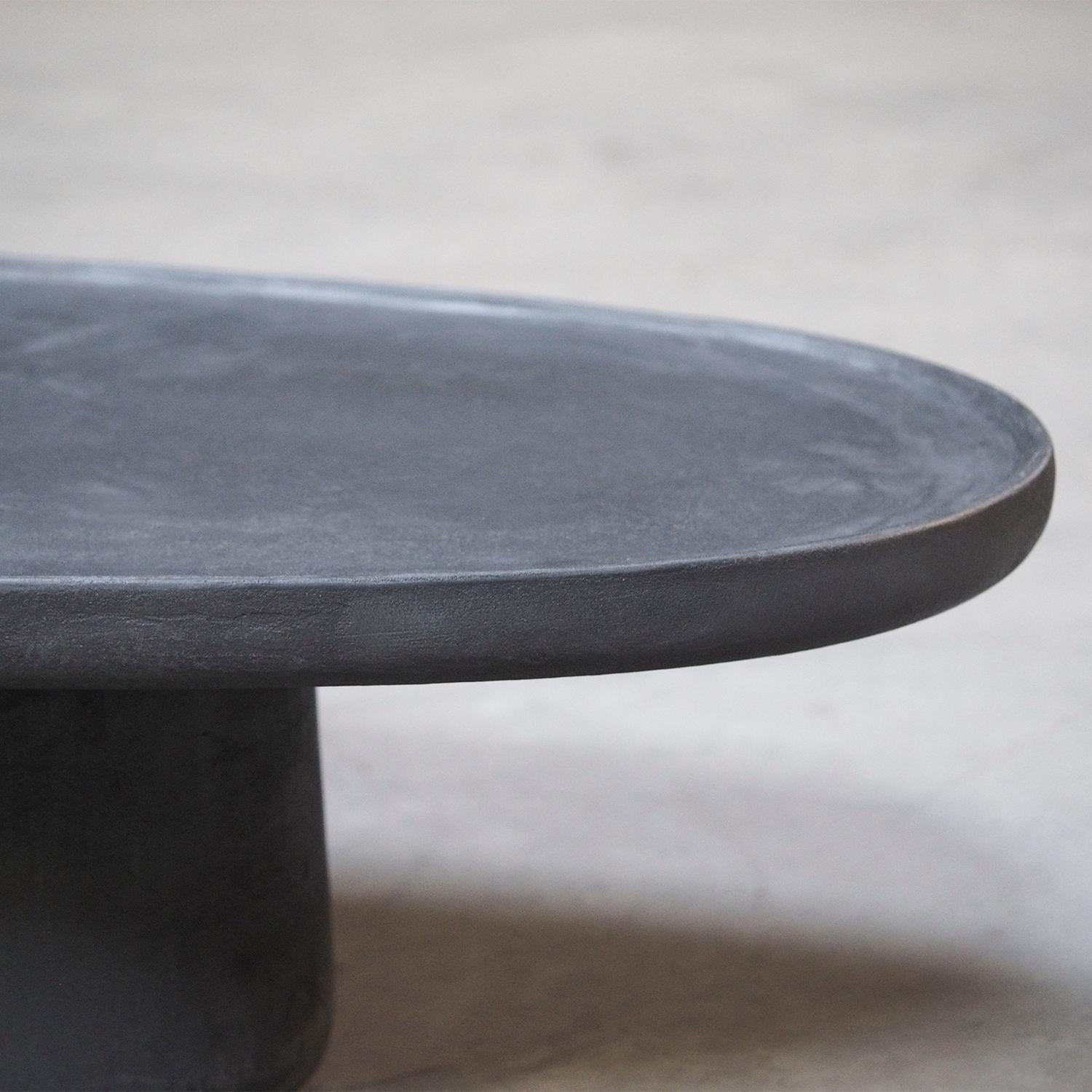 https://a.1stdibscdn.com/yeshi-oval-coffee-table-for-sale-picture-4/f_14282/f_339188421682079611751/Sans_titre_4_master.jpg
