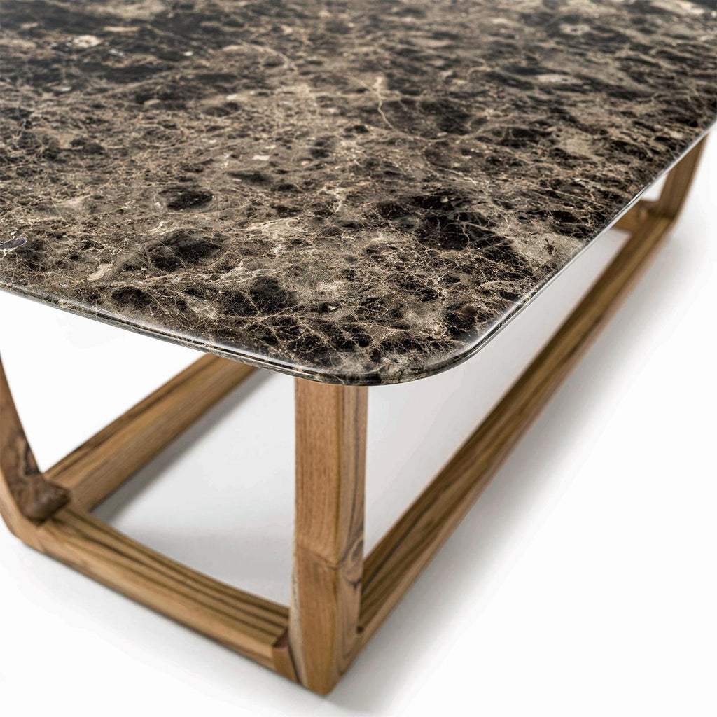https://a.1stdibscdn.com/trooper-outdoor-or-indoor-table-for-sale-picture-4/f_14282/f_283120821650446235859/Sans_titre_4_master.jpg