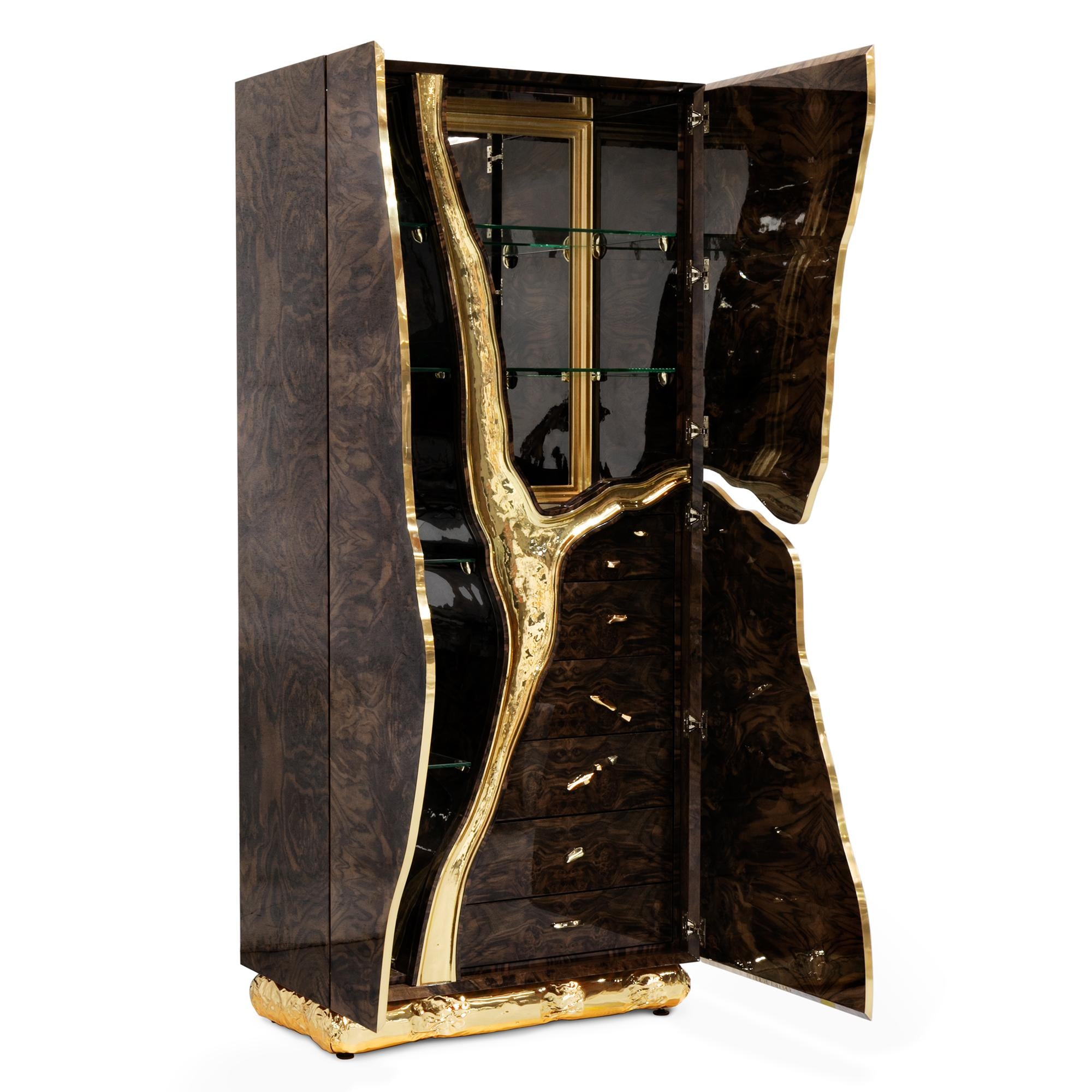 https://a.1stdibscdn.com/paradise-walnut-cabinet-for-sale-picture-4/f_14282/f_370314021699633031065/Sans_titre_4_master.jpg