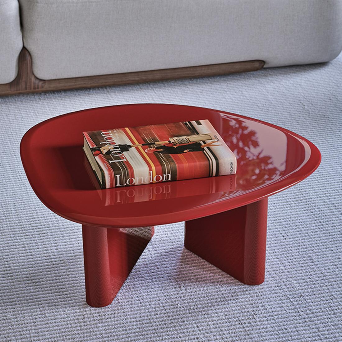 https://a.1stdibscdn.com/lakk-red-brown-h35-coffee-table-for-sale-picture-5/f_14282/f_455551121750597085971/Sans_titre_5_master.jpg