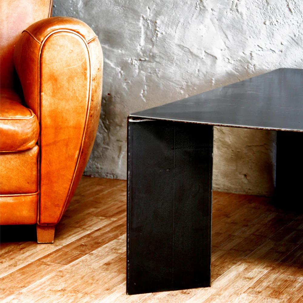 https://a.1stdibscdn.com/acier-black-coffee-table-in-handcrafted-steel-for-sale-picture-5/f_14282/f_461029121754061019898/Sans_titre_5_master.jpg