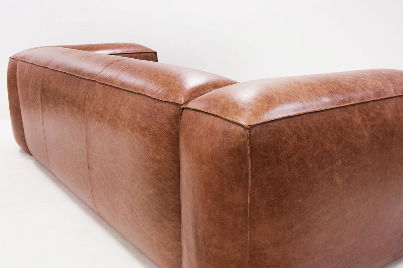 https://a.1stdibscdn.com/homeboy-sofa-in-brown-genuine-leather-for-sale-picture-5/f_14282/1561122482856/Sans_titre_5_master.jpg