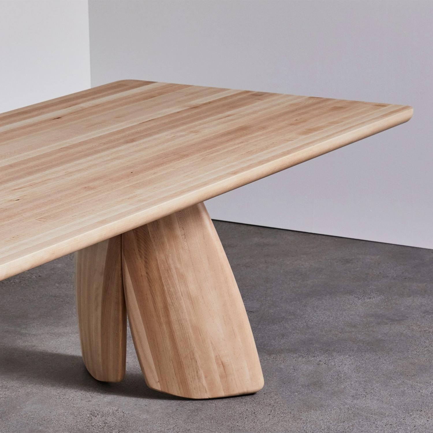 https://a.1stdibscdn.com/cove-oak-dining-table-for-sale-picture-6/f_14282/f_316430821670497188568/Sans_titre_5_master.jpg