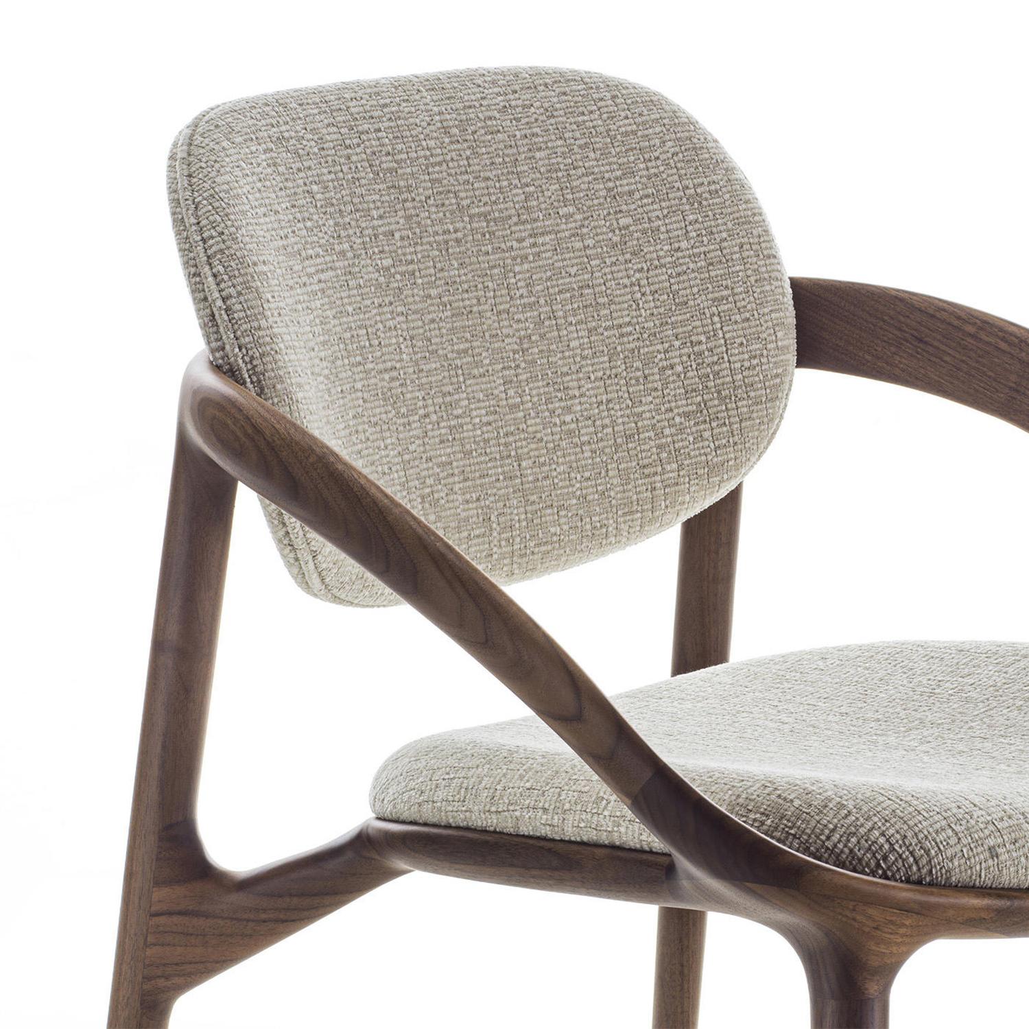 https://a.1stdibscdn.com/gerard-walnut-chair-for-sale-picture-5/f_14282/f_424088821732903252414/Sans_titre_5_master.jpg