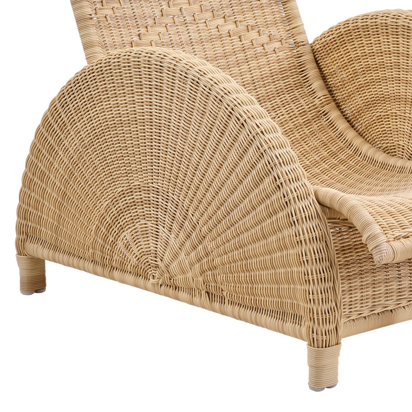 https://a.1stdibscdn.com/florida-outdoor-armchair-for-sale-picture-6/f_14282/f_286422421652427994816/Sans_titre_6_master.jpg
