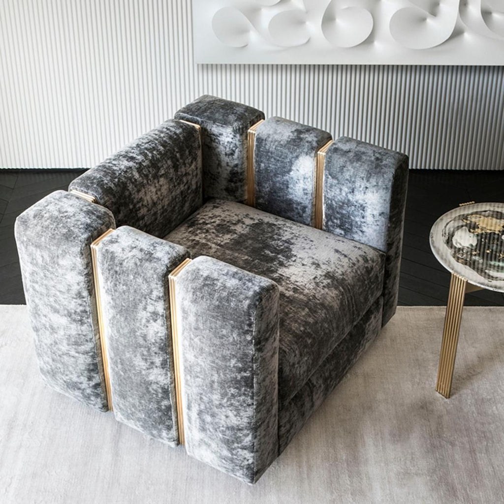 https://a.1stdibscdn.com/virginia-armchair-with-blue-velvet-fabric-for-sale-picture-7/f_14282/1562158730923/Sans_titre_6_master.jpg