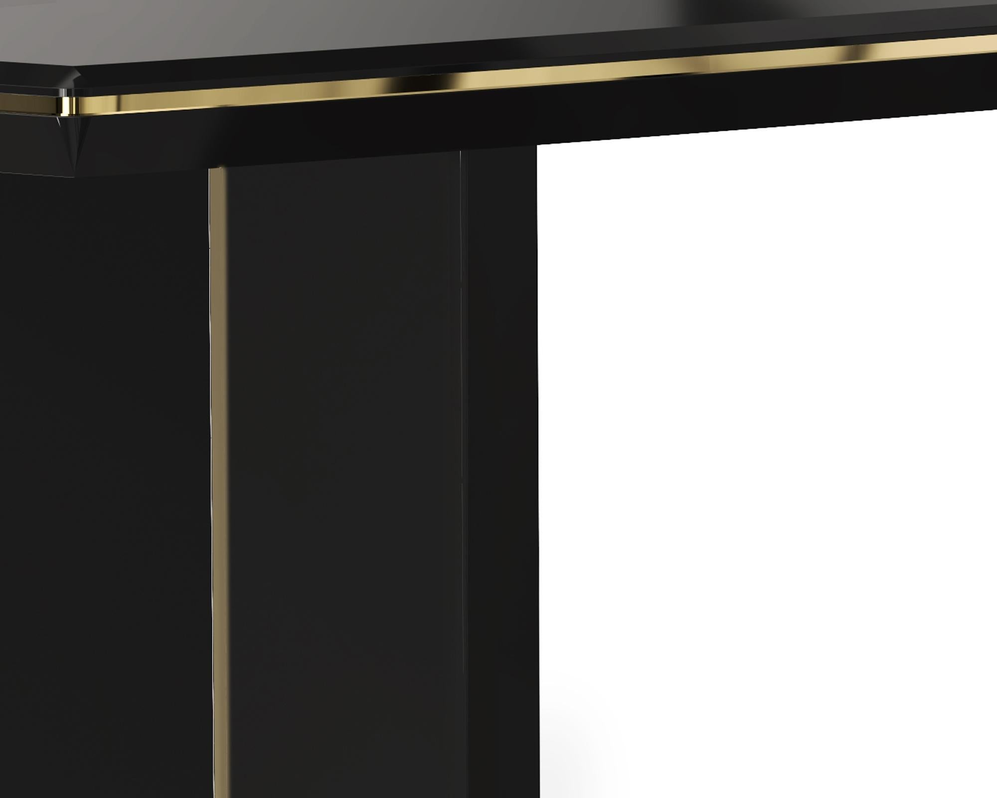 https://a.1stdibscdn.com/maxima-dining-table-with-gold-plated-brass-for-sale-picture-6/f_14282/1543505642137/Sans_titre_6_master.jpg