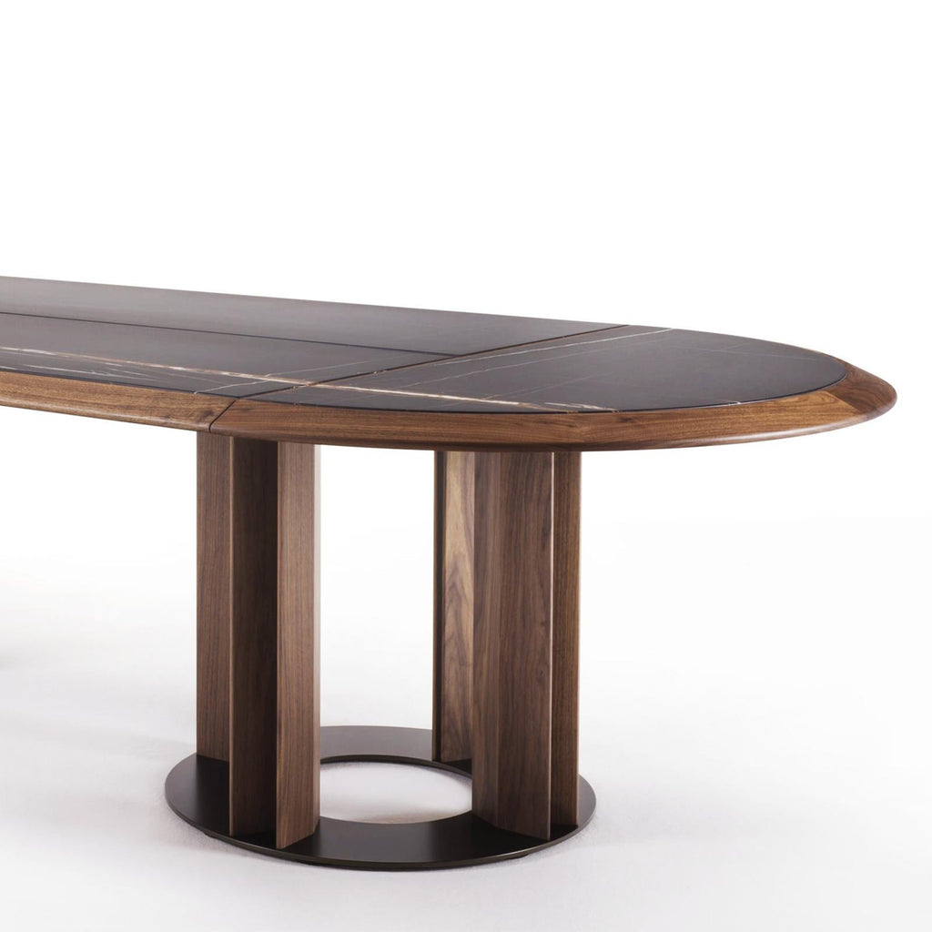 https://a.1stdibscdn.com/crosby-oval-sahara-black-dining-table-for-sale-picture-6/f_14282/f_307460221665140391112/Sans_titre_6_master.jpg