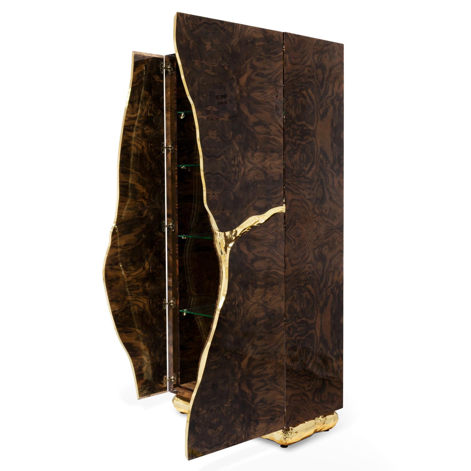 https://a.1stdibscdn.com/paradise-walnut-cabinet-for-sale-picture-6/f_14282/f_370314021699633029111/Sans_titre_6_master.jpg