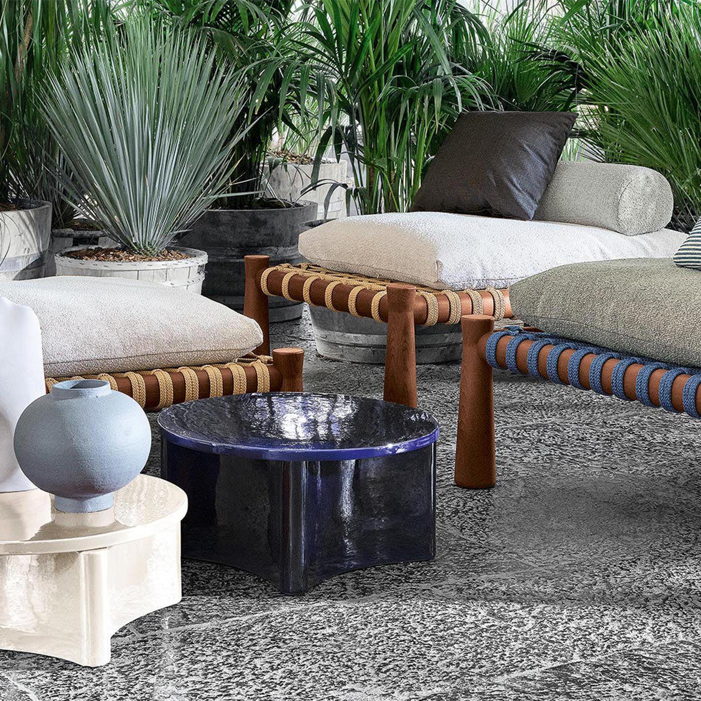 https://a.1stdibscdn.com/lulla-blue-coffee-table-for-sale-picture-6/f_14282/f_287323921652990906665/Sans_titre_6_master.jpg
