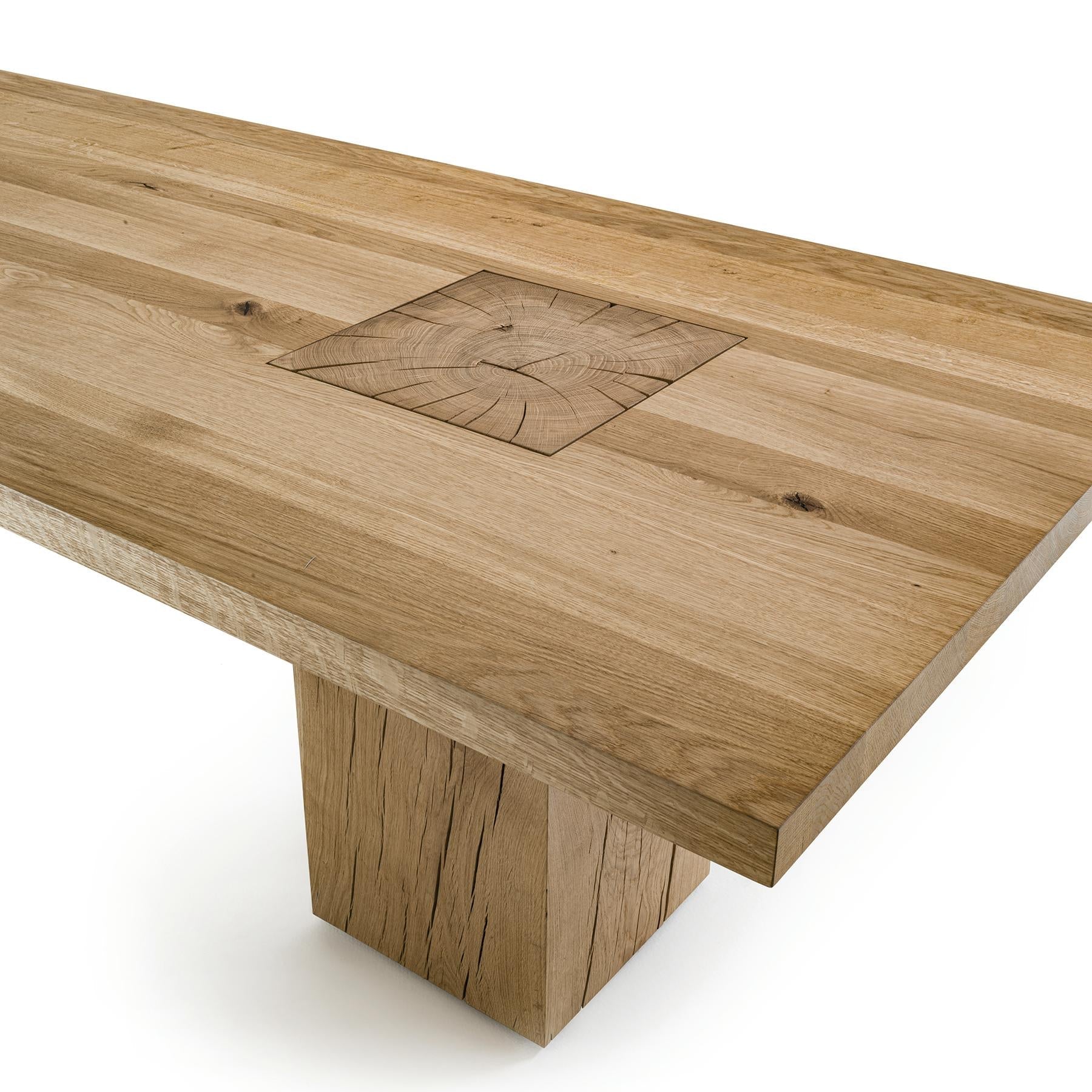 https://a.1stdibscdn.com/full-wood-oak-dining-table-for-sale-picture-7/f_14282/1624369024135/Sans_titre_7_master.jpg