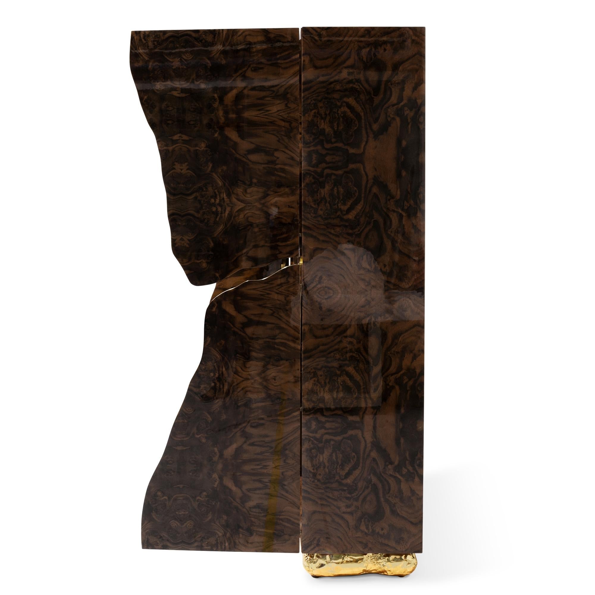 https://a.1stdibscdn.com/paradise-walnut-cabinet-for-sale-picture-7/f_14282/f_370314021699633028920/Sans_titre_7_master.jpg