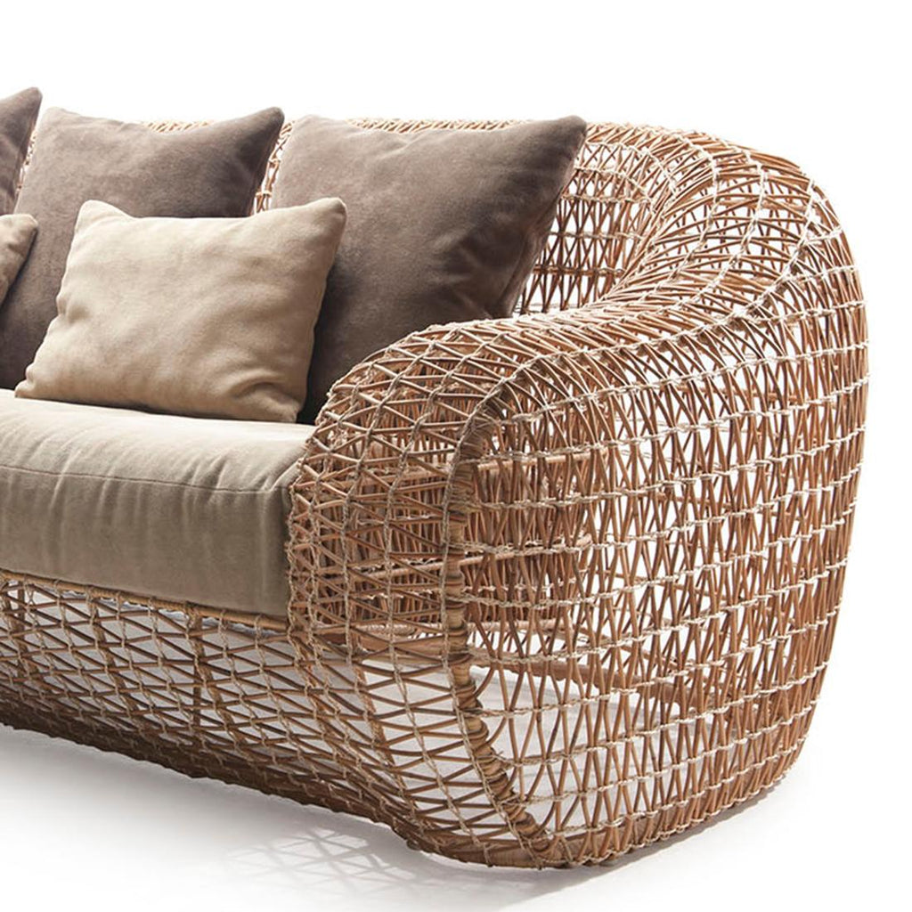 https://a.1stdibscdn.com/lombokbig-sofa-or-medium-sofa-indoor-or-outdoor-for-sale-picture-3/f_14282/1588364512862/Sans_titre_7_master.jpg