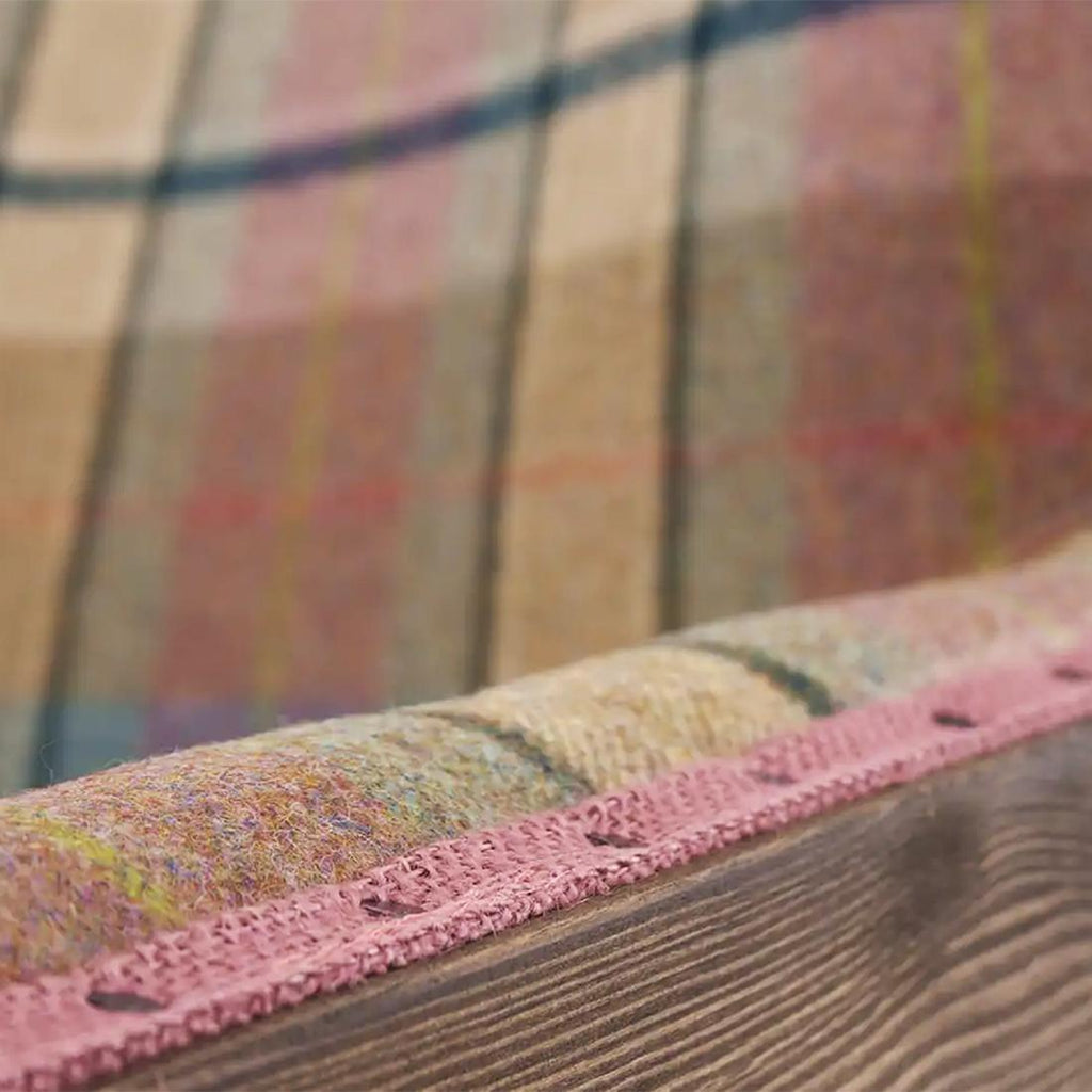 https://a.1stdibscdn.com/dundee-armchair-for-sale-picture-8/f_14282/f_317657421671184956103/Sans_titre_8_master.jpg