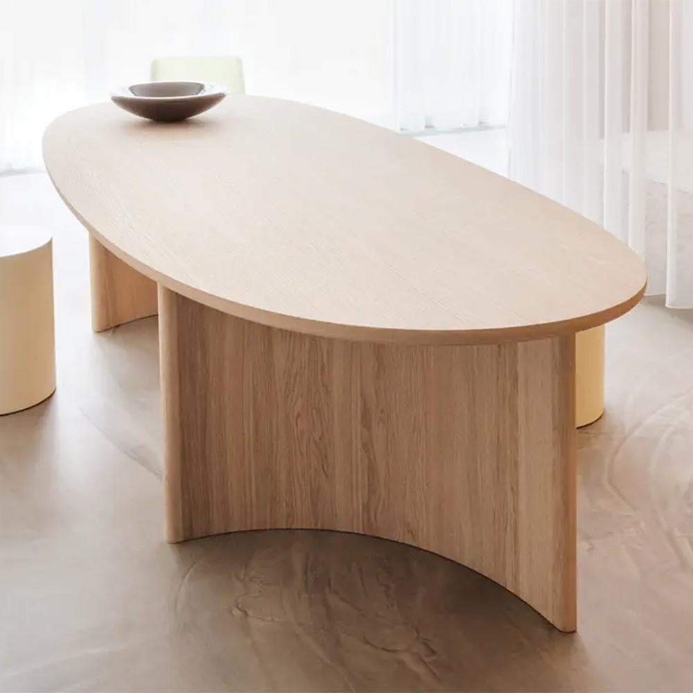 https://a.1stdibscdn.com/reverto-natural-oak-table-for-sale-picture-9/f_14282/f_492515621773681390519/Sans_titre_8_master.jpg