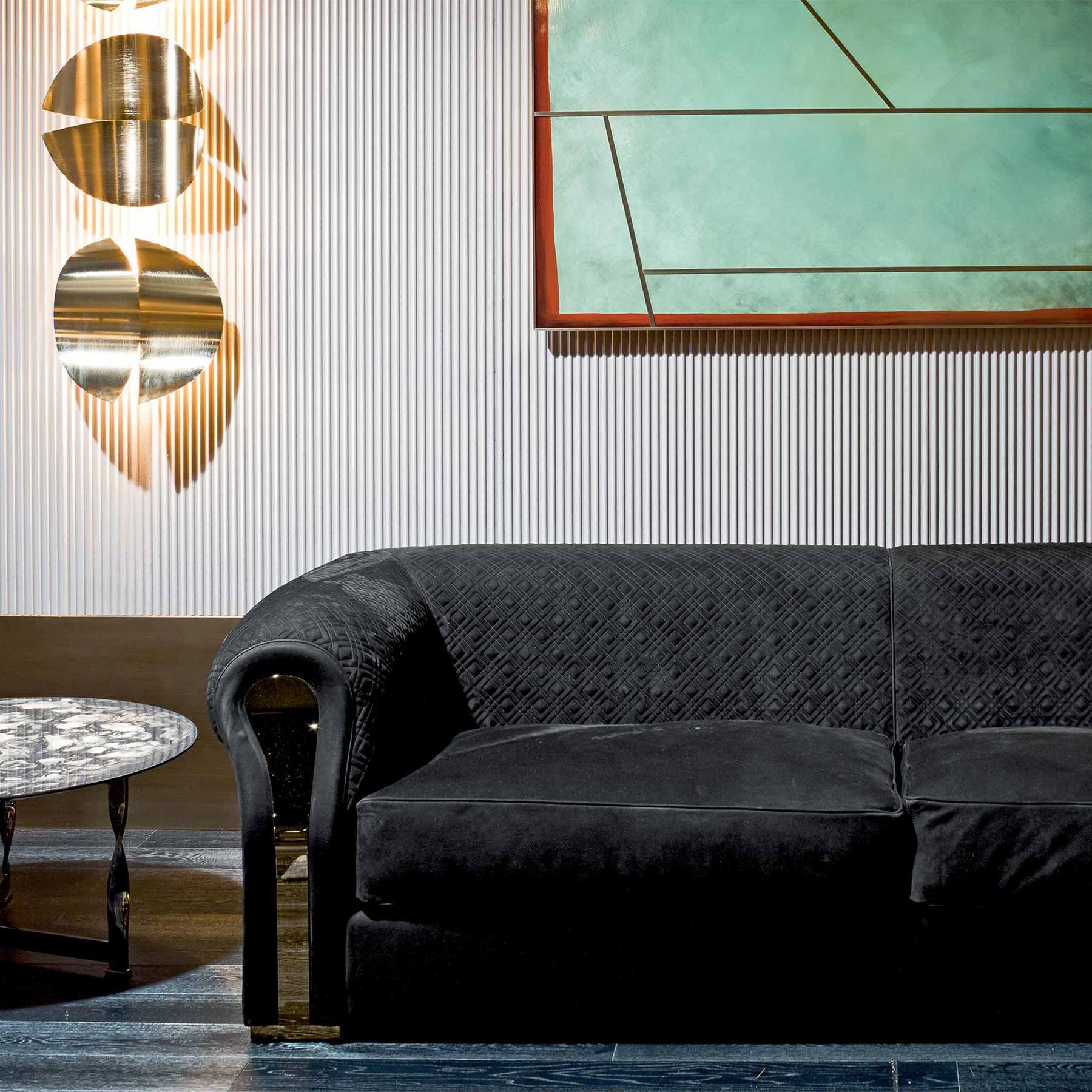 https://a.1stdibscdn.com/bruce-sofa-for-sale-picture-8/f_14282/1592400438806/Sans_titre_8_master.jpg