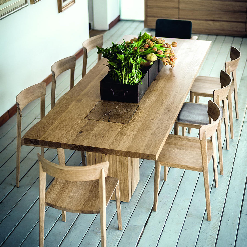 https://a.1stdibscdn.com/full-wood-oak-dining-table-for-sale-picture-9/f_14282/1624369017056/Sans_titre_9_master.jpg