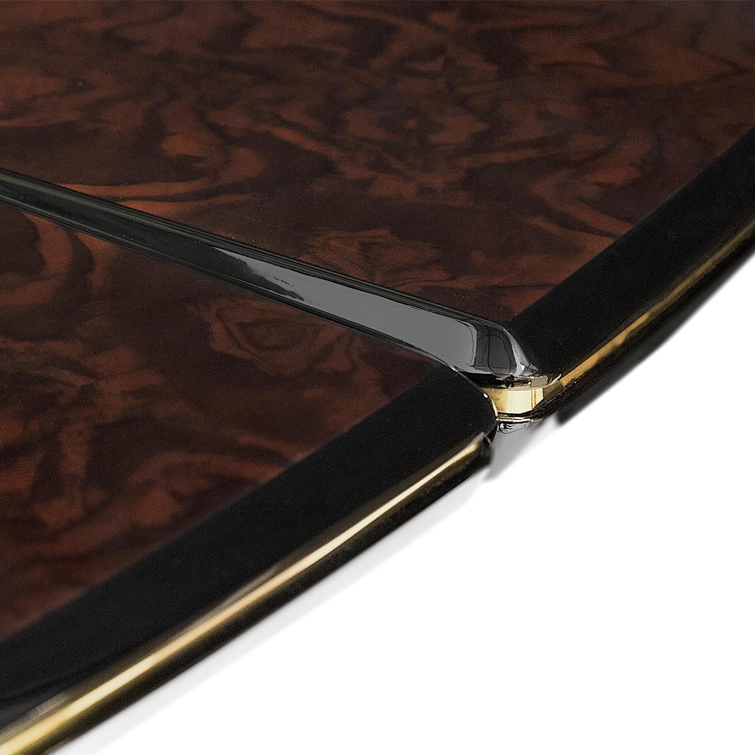 https://a.1stdibscdn.com/maxima-walnut-dining-table-for-sale-picture-9/f_14282/f_352107021689250483246/Sans_titre_9_master.jpg