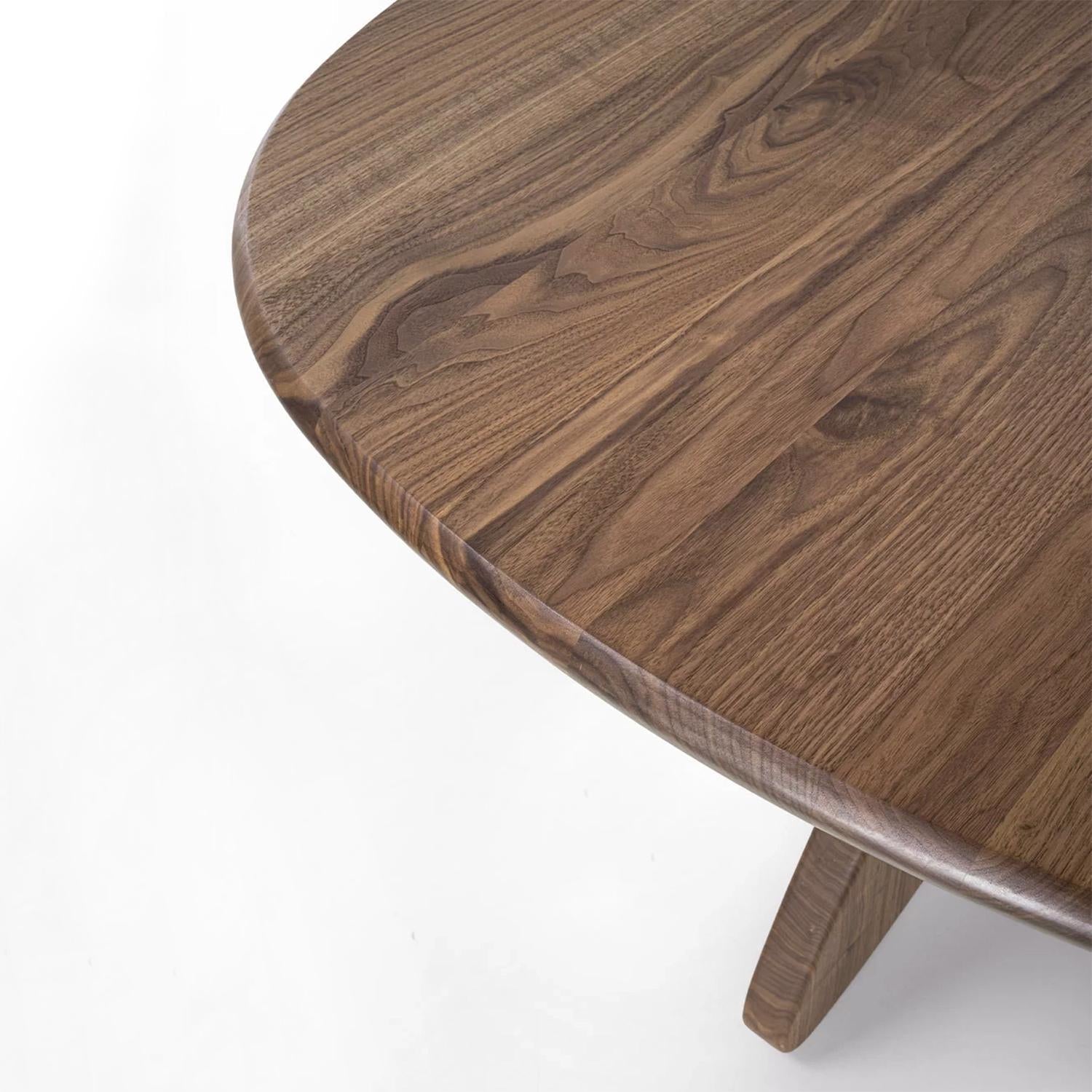 https://a.1stdibscdn.com/mediator-walnut-dining-table-for-sale-picture-9/f_14282/f_410813321723733954146/Sans_titre_9_master.jpg