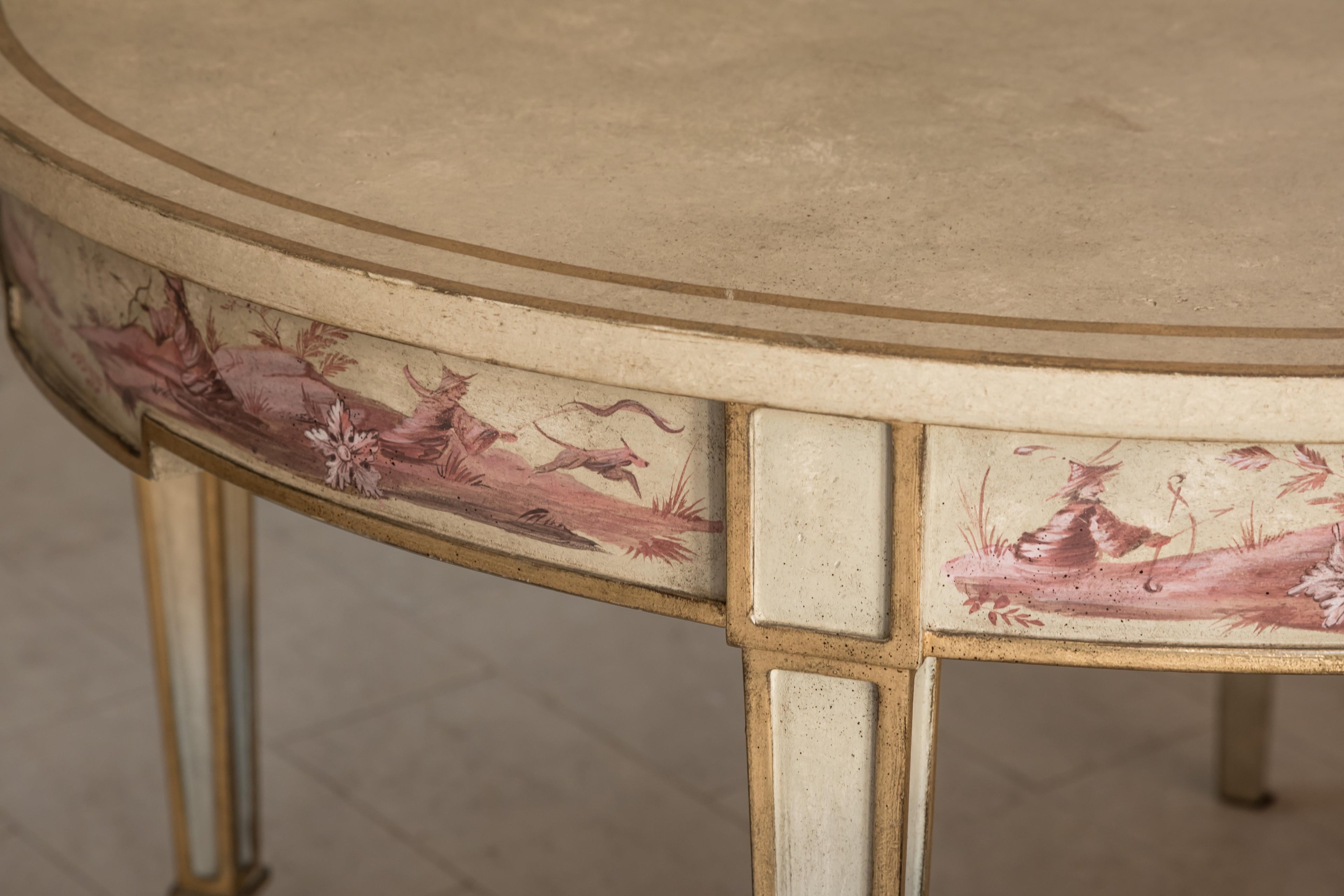 https://a.1stdibscdn.com/18th-century-hand-painted-venetian-apple-green-manin-table-with-chinoiserie-for-sale-picture-3/f_57702/f_313237821668528754262/Santo_Stefano_Showroom_Porte_Italia_Venezia_72__master.jpg