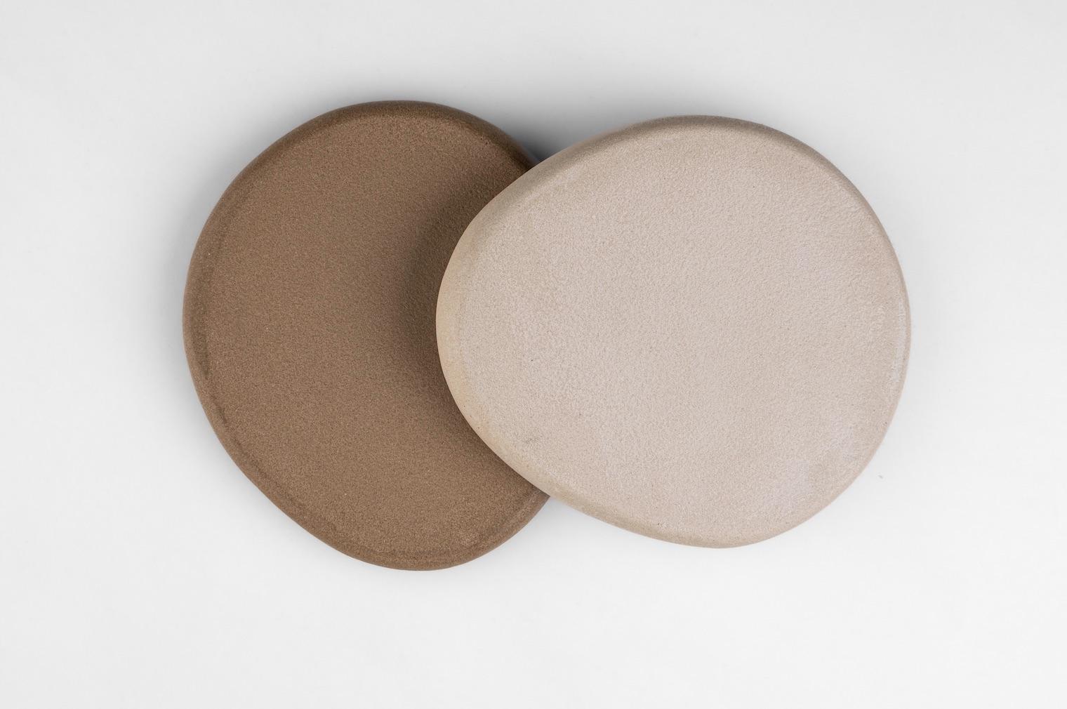 https://a.1stdibscdn.com/organic-shaped-mortex-coffee-table-angus-130-bm325-by-isabelle-beaumont-for-sale-picture-10/f_86552/f_367417321698013880503/Scherm_afbeelding_2023_10_04_om_22_09_52_master.jpeg