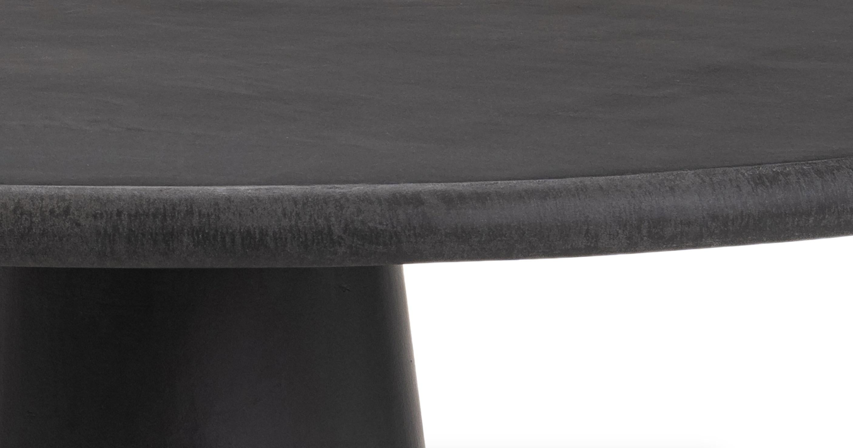 https://a.1stdibscdn.com/contemporary-oval-natural-plaster-ellipsis-table-220cm-by-isabelle-beaumont-for-sale-picture-3/f_86552/f_456679821751292342809/Scherm_afbeelding_2024_04_26_om_18_04_02_master.jpeg