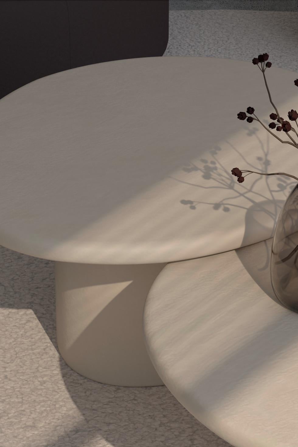 https://a.1stdibscdn.com/handcrafted-w-plaster-textured-coffee-table-set-sami-organic-shape-for-sale-picture-3/f_86552/f_379343921775896063549/Scherm_afbeelding_2026_04_11_om_10_27_00_master.jpeg