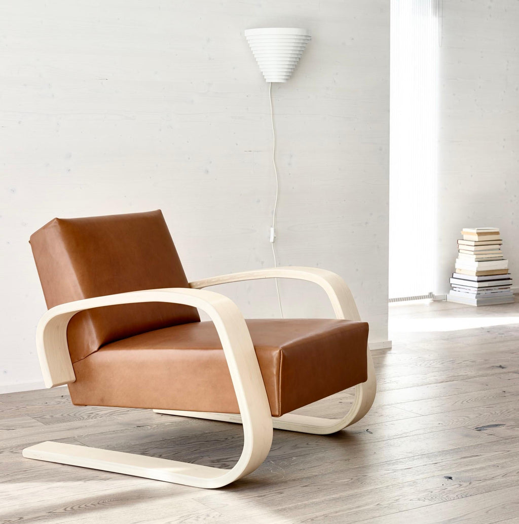 https://a.1stdibscdn.com/alvar-aalto-pair-of-400-tank-1936-armchairs-in-leather-for-artek-for-sale-picture-3/f_58922/f_435085621738850272701/Schermafbeelding_2022_10_19_om_21_42_16_master.jpg