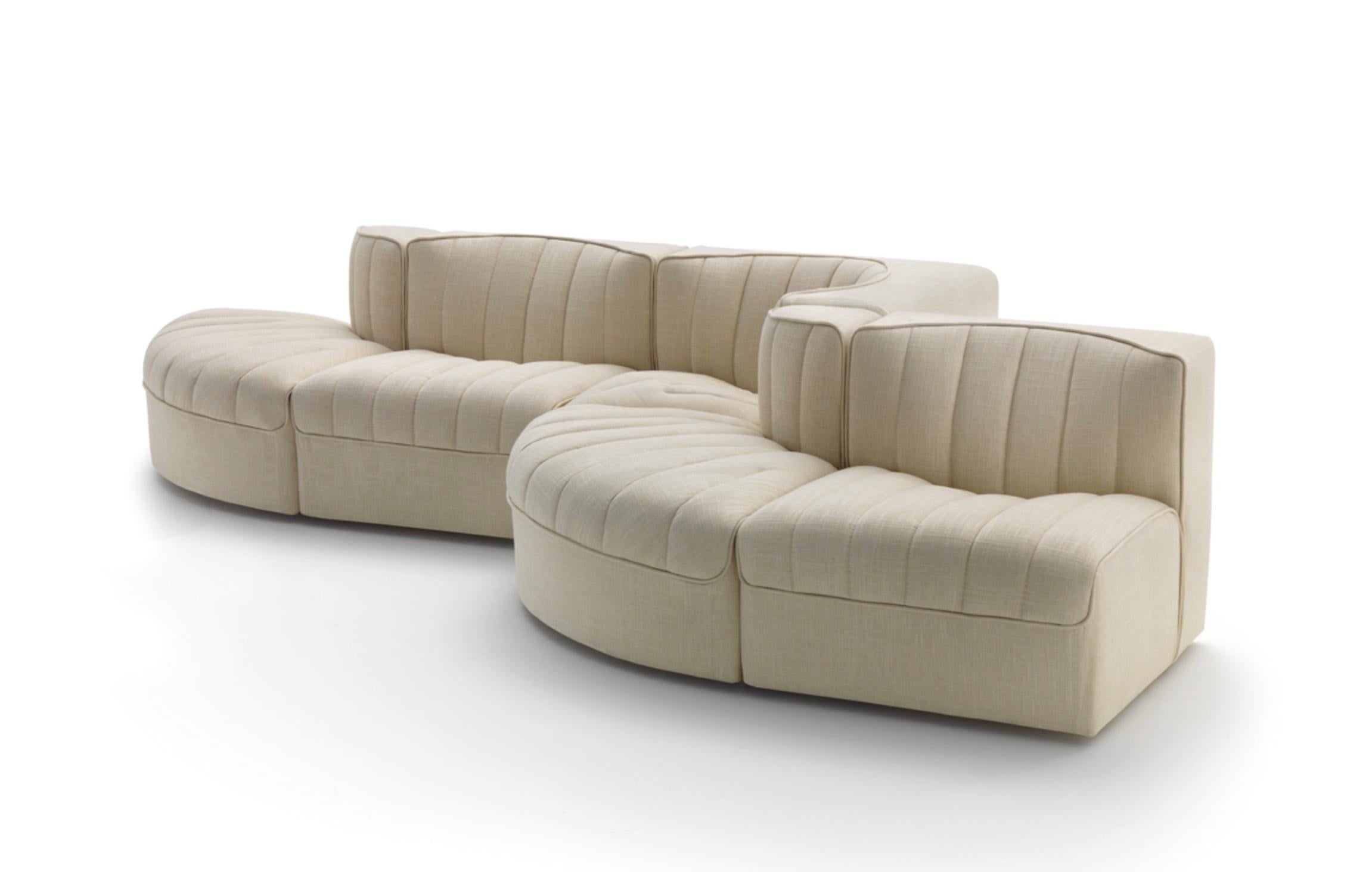 https://a.1stdibscdn.com/tito-agnoli-modular-9000-sofa-1969-for-arflex-5-piece-serpentine-version-for-sale-picture-3/f_58922/f_401458821718187176632/Schermafbeelding_2024_06_12_om_12_12_42_master.jpg
