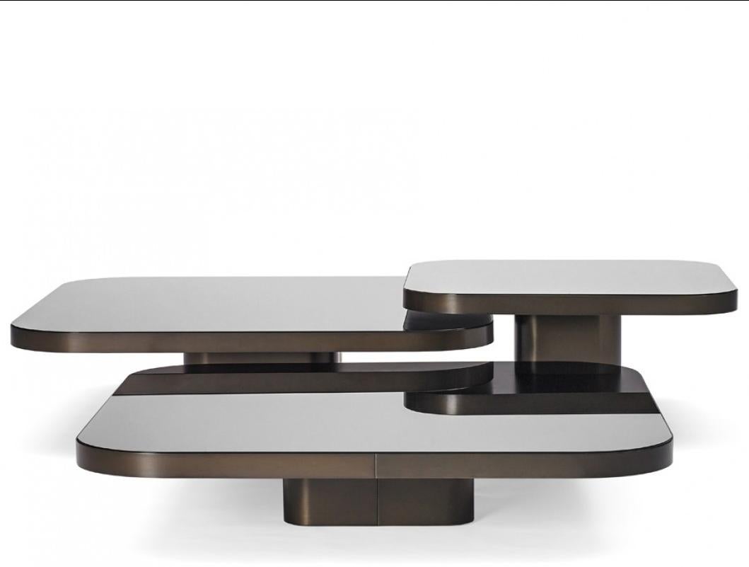 https://a.1stdibscdn.com/classicon-set-of-3-bow-coffee-table-by-guilherme-torres-for-sale-picture-2/12330573/f_138530411551441364435/Screen_Shot_2019_02_12_at_12_57_09_PM_master.jpg