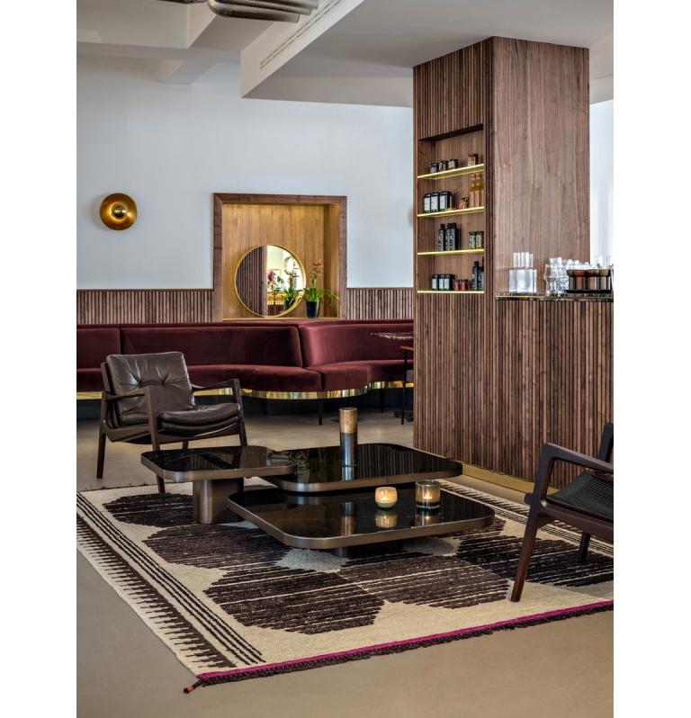 https://a.1stdibscdn.com/customizable-classicon-bow-coffee-table-by-guilherme-torres-for-sale-picture-7/f_44632/f_447604421745611115514/Screen_Shot_2019_02_12_at_12_57_53_PM_master.jpg