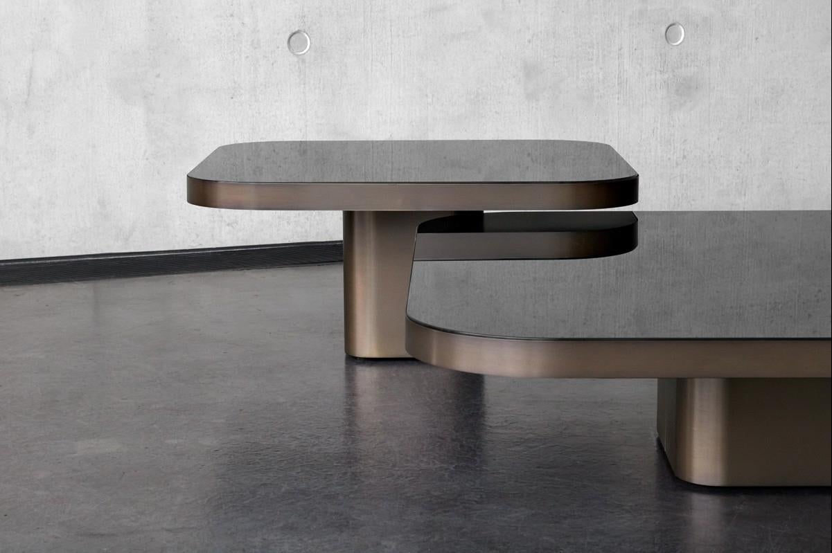 https://a.1stdibscdn.com/classicon-bow-coffee-table-no-4-by-guilherme-torres-for-sale-picture-4/12330573/f_138536411551443558041/Screen_Shot_2019_02_12_at_12_58_26_PM_master.jpg
