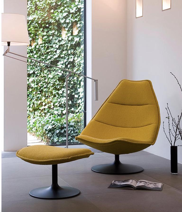 https://a.1stdibscdn.com/artifort-f585-high-chair-in-mustard-with-disc-base-by-geoffrey-d-harcourt-rdi-for-sale-picture-4/14066033/f_142635411555015206658/Screen_Shot_2019_04_11_at_4_39_07_PM_master.jpg
