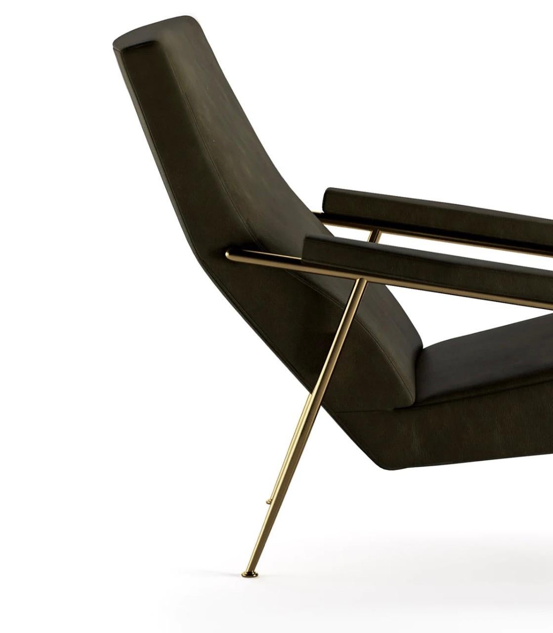 https://a.1stdibscdn.com/gio-ponti-d1531-leather-armchair-moltenic-for-sale-picture-4/f_27783/f_363566321695842216677/Screen_Shot_2023_09_27_at_3_09_47_PM_Large_master.jpeg