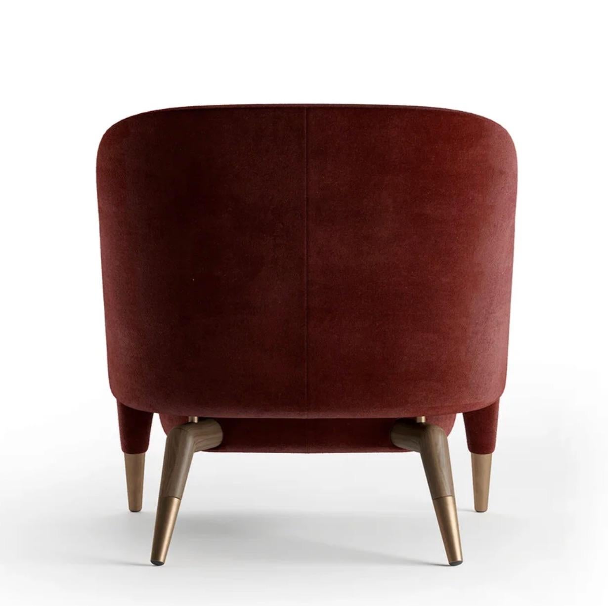 https://a.1stdibscdn.com/gio-ponti-d1514-velvet-armchair-for-sale-picture-5/f_27783/f_363571921695844996572/Screen_Shot_2023_09_27_at_3_47_47_PM_master.jpeg
