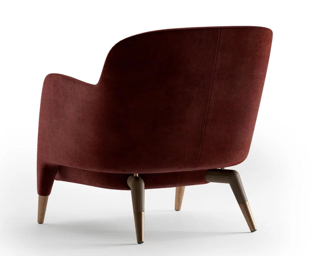 https://a.1stdibscdn.com/gio-ponti-d1514-velvet-armchair-for-sale-picture-3/f_27783/f_363571921695844928430/Screen_Shot_2023_09_27_at_3_48_10_PM_master.jpeg