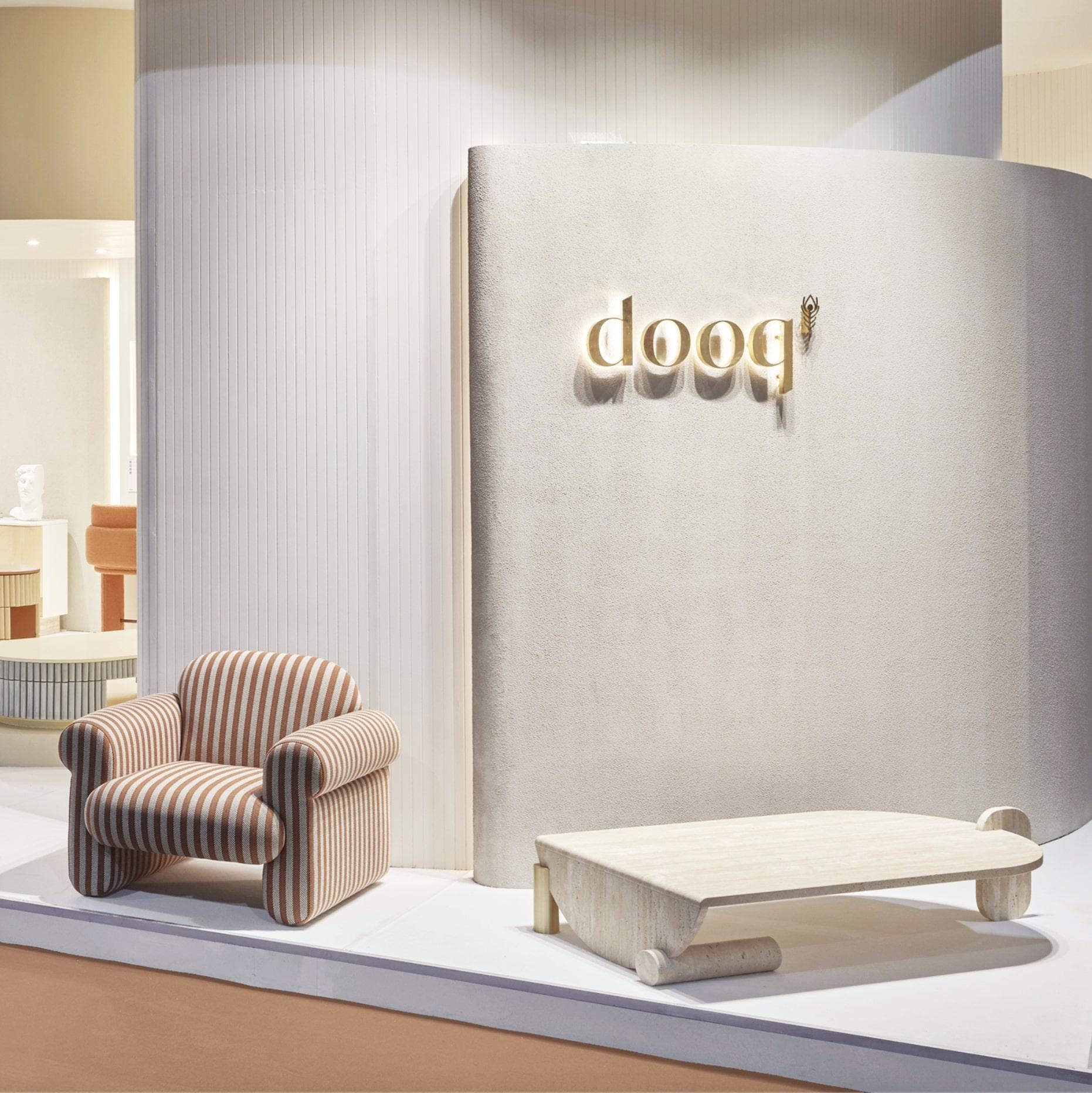 https://a.1stdibscdn.com/dooq-new-organic-modern-oscar-armchair-striped-in-yellow-and-brown-fabric-for-sale-picture-3/f_54242/f_438413621740745987318/Screenshot_2025_02_28_at_12_26_41_master.jpg