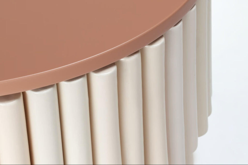https://a.1stdibscdn.com/dooq-new-modern-nouvelle-vague-donne-dinner-table-in-brown-d120cm-for-sale-picture-8/f_54242/f_457839421758537051557/Screenshot_2025_09_22_at_11_29_03_master.jpg