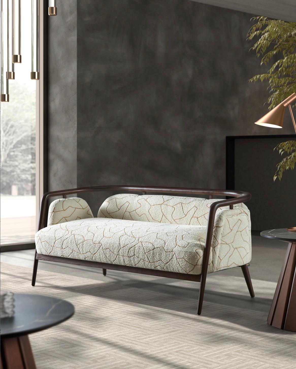 https://a.1stdibscdn.com/walnut-leather-modern-essex-sofa-for-sale-picture-8/f_58982/f_259282421761829670915/Screenshot_2025_10_23_at_19_05_17_master.jpg