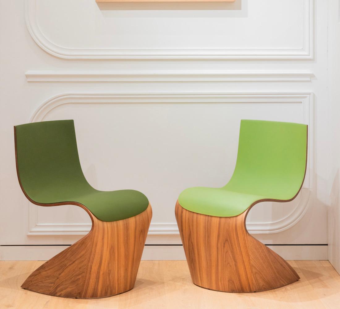https://a.1stdibscdn.com/pierre-renart-ruban-chair-american-walnut-and-longchamp-leather-for-sale-picture-2/f_107622/f_489545721771926545831/Screenshot_2026_02_24_at_10_44_35_master.jpg