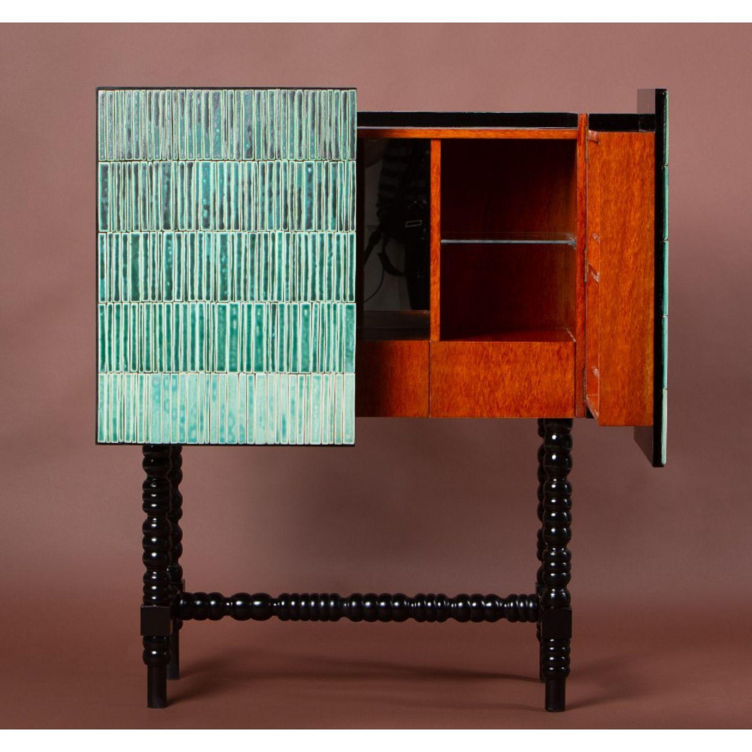 https://a.1stdibscdn.com/gradient-cabinet-green-by-milan-pekar-jakub-vavra-for-sale-picture-6/f_12192/f_329897721677366861912/Screenshot_4_master.jpg