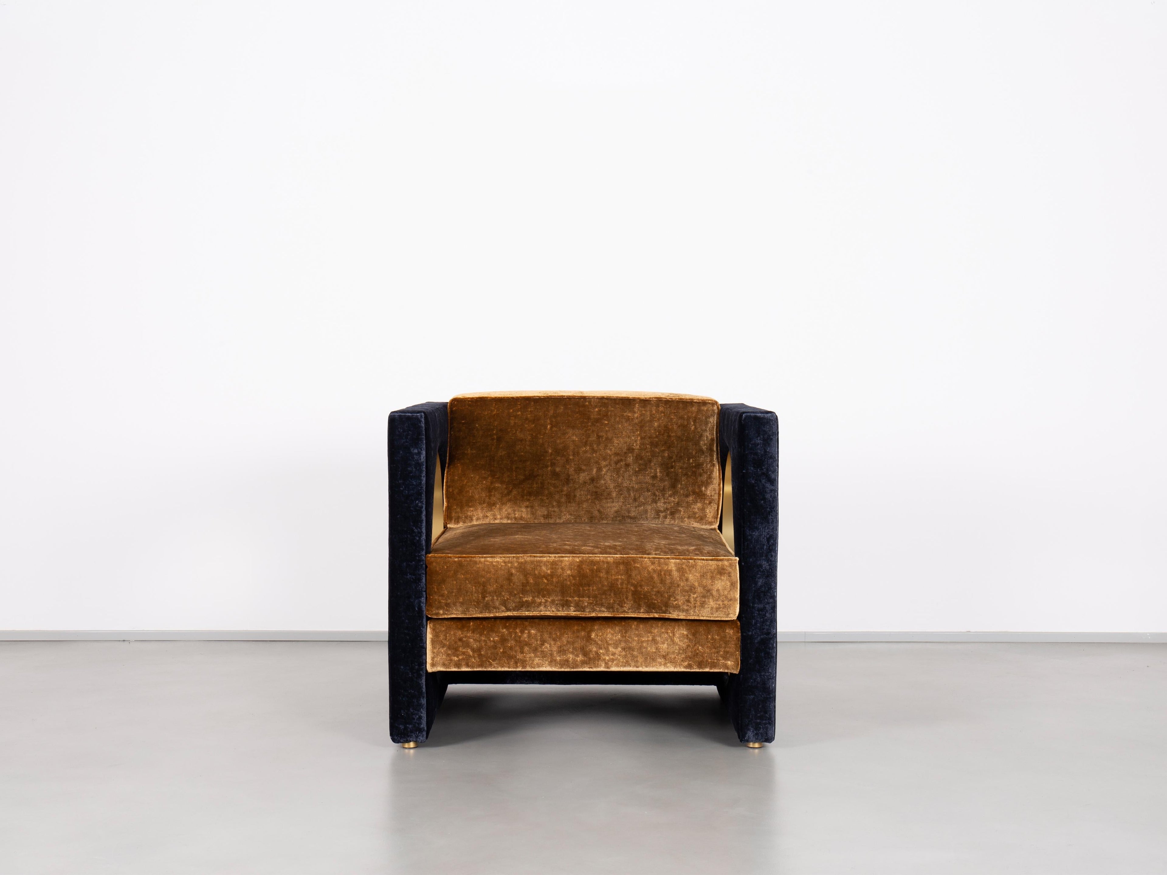 https://a.1stdibscdn.com/see-through-armchair-by-pierre-gonalons-misia-fabric-paradisoterrestre-edition-for-sale-picture-4/f_84302/f_337438921681205442547/See_Through_armchair_by_Pierre_Gonalons_03_master.jpg