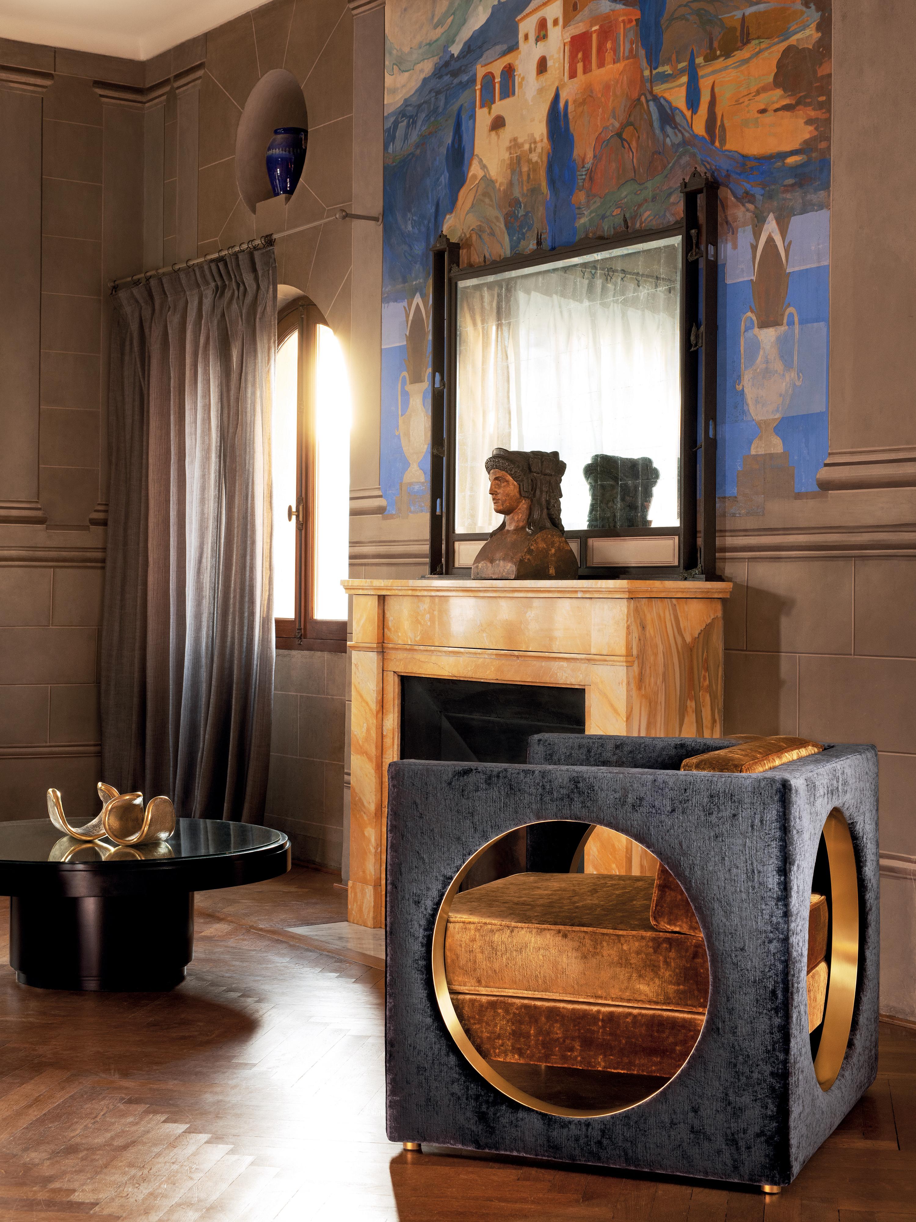 https://a.1stdibscdn.com/see-through-armchair-by-pierre-gonalons-misia-fabric-paradisoterrestre-edition-for-sale-picture-7/f_84302/f_337438921681205467423/See_Through_armchair_by_Pierre_Gonalons_07_master.jpg