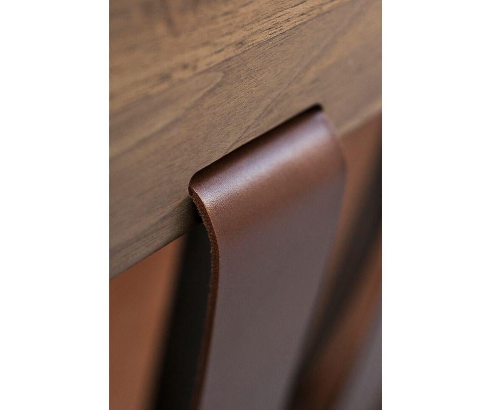 https://a.1stdibscdn.com/sella-sofa-by-carlo-de-carli-for-sale-picture-4/f_27783/f_185462321585753869330/Sella_Sfa_3_master.jpg