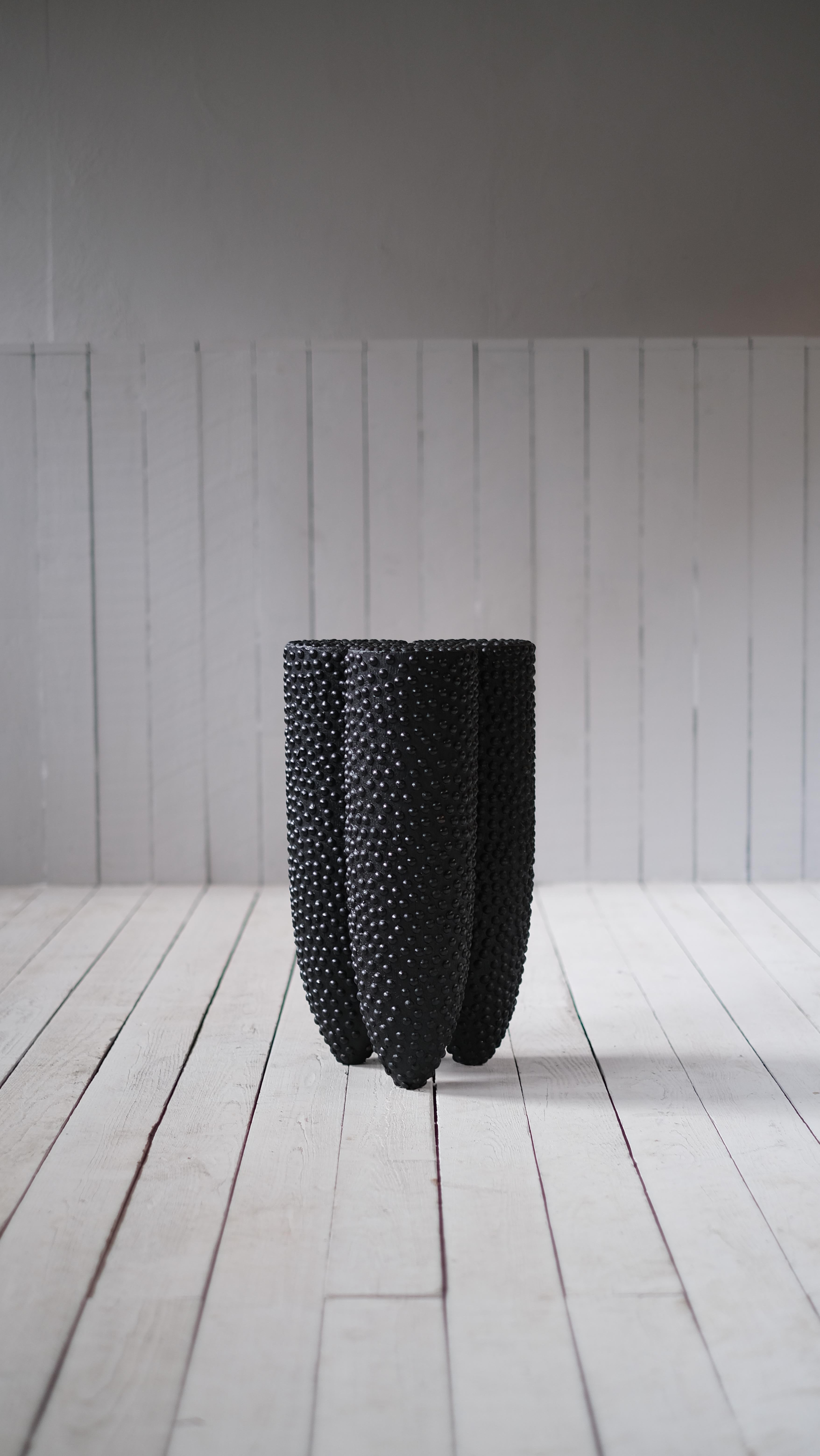 https://a.1stdibscdn.com/senufo-stool-nails-in-iroko-wood-by-arno-declercq-for-sale-picture-6/f_12192/f_320102821672661085556/Senufo_Stool_Nails_in_Iroko_Wood_by_Arno_Declercq_1671636006720_master.JPG
