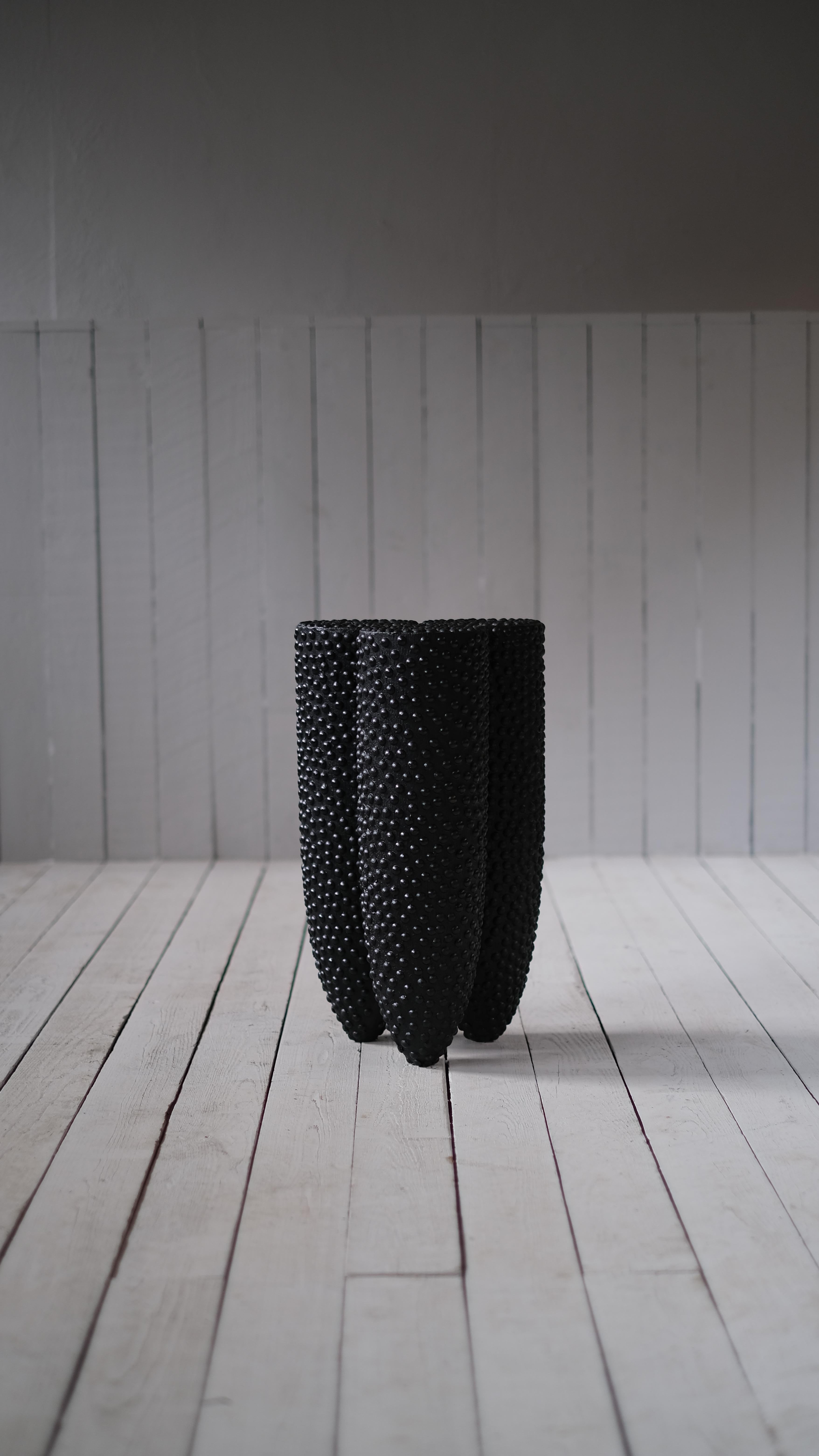 https://a.1stdibscdn.com/senufo-stool-nails-in-iroko-wood-by-arno-declercq-for-sale-picture-8/f_12192/f_320102821672661087237/Senufo_Stool_Nails_in_Iroko_Wood_by_Arno_Declercq_1671636040315_master.JPG