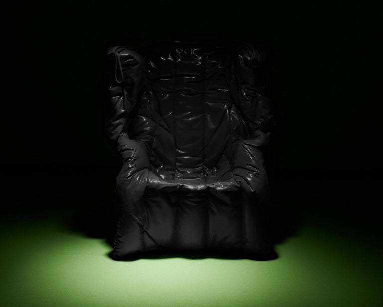 https://a.1stdibscdn.com/shadow-black-armchair-padded-with-soft-polyurethane-foam-by-gaetano-pesce-for-sale-picture-6/56838172/f_445321121744726732788/Shadow_Black_6_master.jpg?width=768