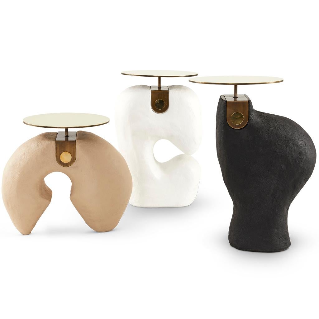 https://a.1stdibscdn.com/modern-tan-yosemite-plaster-hand-finished-yoruba-side-table-with-brass-top-sm-for-sale-picture-10/f_38931/f_308838321666011104024/Side_Table_Yaruba_1_View10_master.jpg