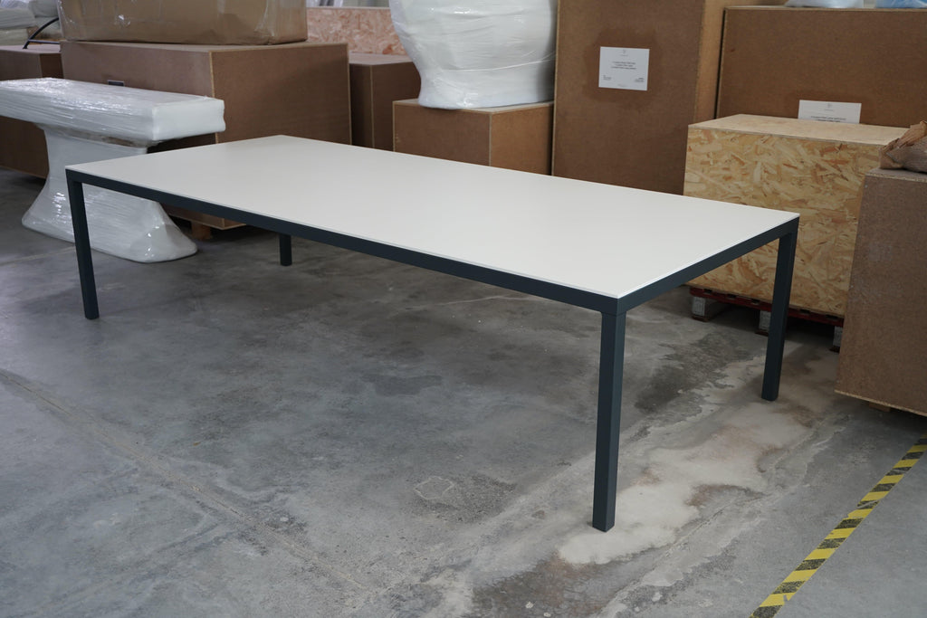 https://a.1stdibscdn.com/contemporary-indoor-outdoor-dining-table-with-sleek-metal-frame-and-faux-granite-for-sale-picture-8/f_27693/f_479022921765228528153/Sierra_Dining_Table_1__master.jpg